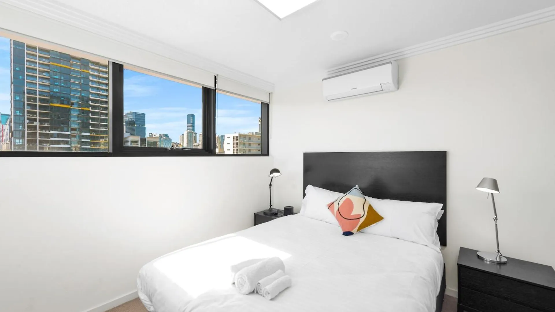 Spacious, Modern And Bright Apartment! Walk To Cbd! Μπρίσμπεϊν 0*,  Αυστραλία